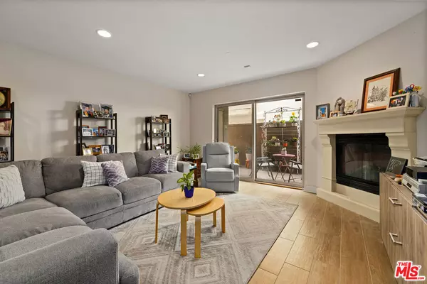 Playa Del Rey, CA 90293,8238 W Manchester AVE #108