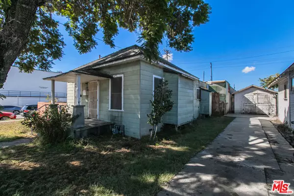 Huntington Park, CA 90255,6541 Regent ST