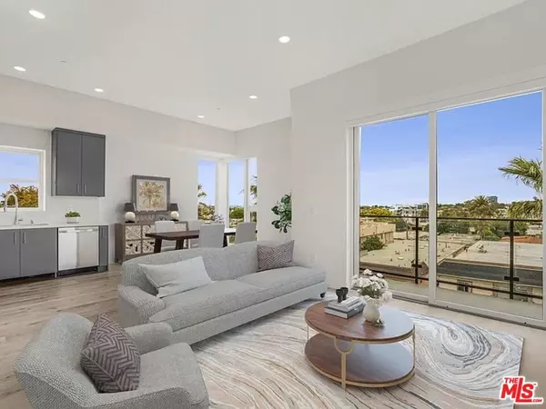 Los Angeles, CA 90034,3308 Mentone AVE #A5