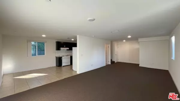 Los Angeles, CA 90011,1161 E 40th PL