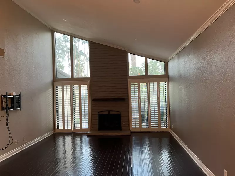 1775 E Ramon RD #43, Palm Springs, CA 92264