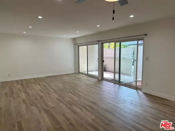 Playa Del Rey, CA 90293,7736 Paseo Del Rey #2
