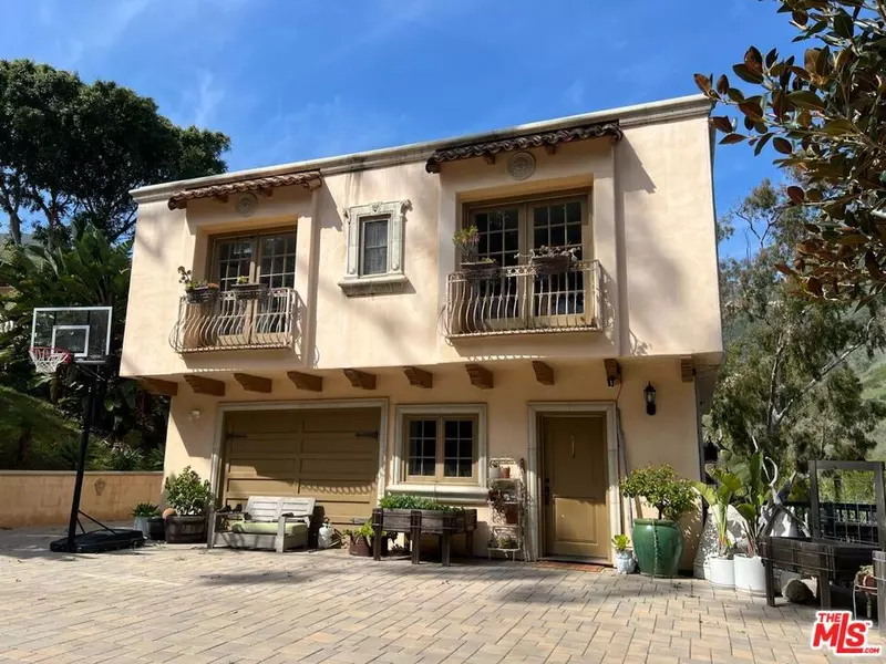 28247 Via Acero ST, Malibu, CA 90265