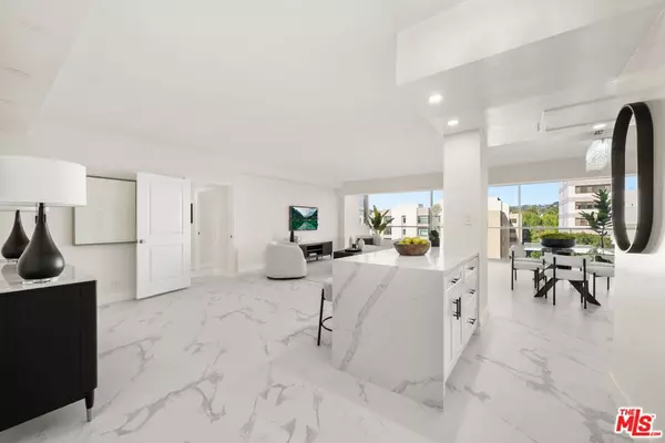 Los Angeles, CA 90024,10450 Wilshire BLVD #5G