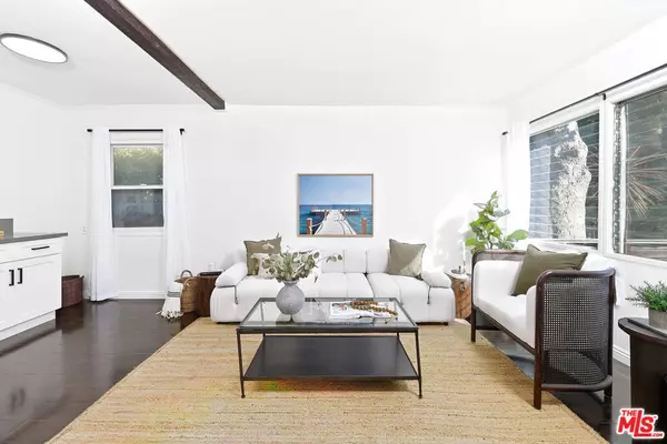 Marina Del Rey, CA 90292,841 Oxford AVE