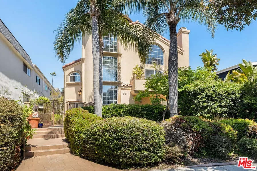 911 7th ST #D, Santa Monica, CA 90403