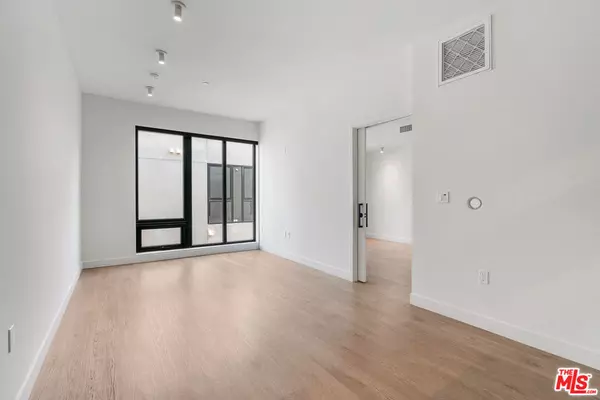 Los Angeles, CA 90034,10700 Tabor ST #514