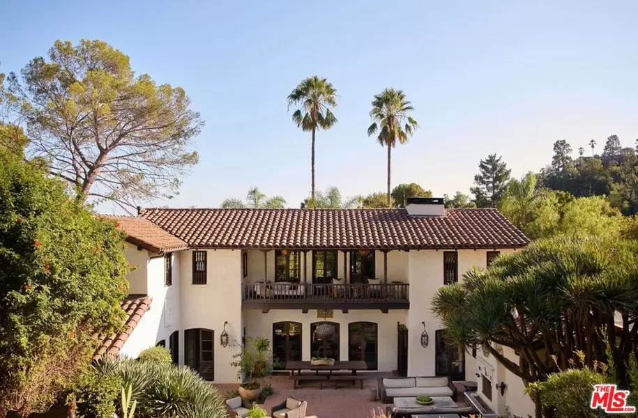 2666 Aberdeen AVE, Los Angeles, CA 90027