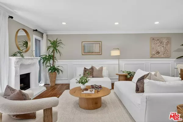 Sherman Oaks, CA 91403,5115 Kester AVE #14