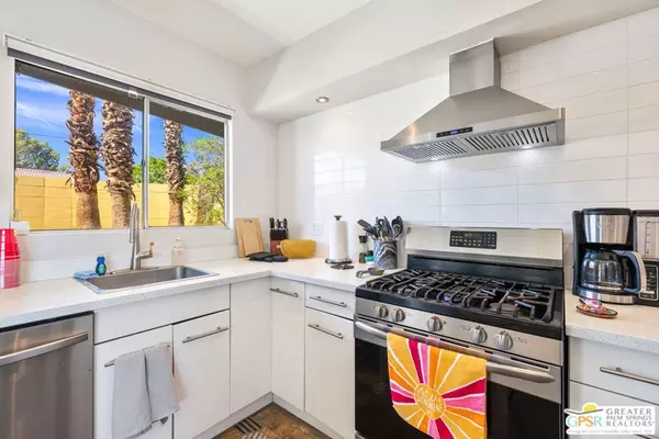 Palm Springs, CA 92262,2267 N San Antonio RD