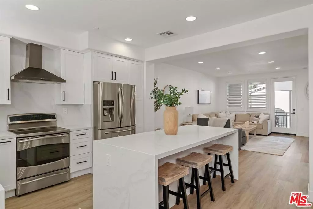 Signal Hill, CA 90755,1822 Orizaba AVE