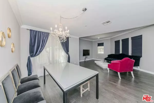 Montrose, CA 91020,2743 Montrose AVE #110