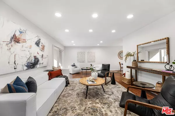 4353 Colfax AVE #27, Studio City, CA 91604