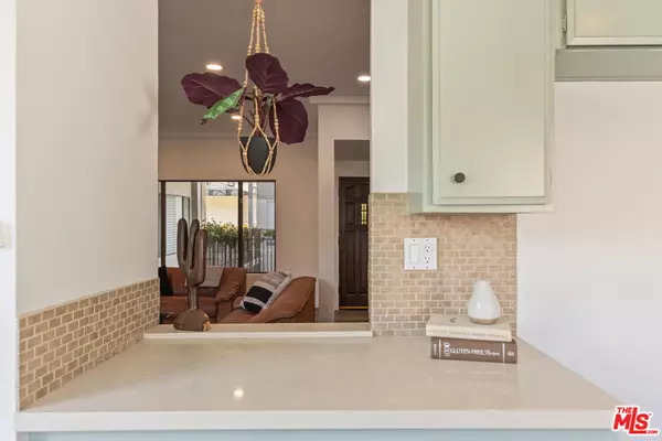 Glendale, CA 91206,234 N Kenwood ST #208