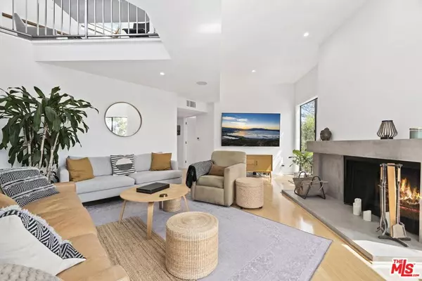 Santa Monica, CA 90405,2607 2nd ST #1