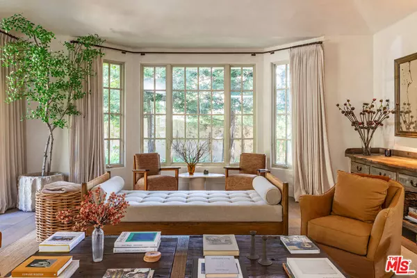 Woodland Hills, CA 91364,20580 Natoma Estates DR