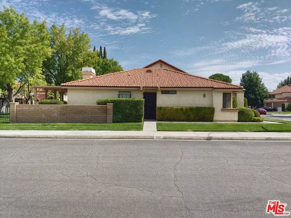 Lancaster, CA 93536,2825 Dartmouth DR