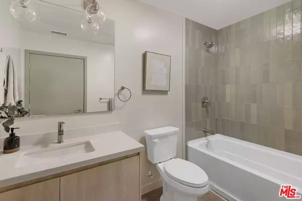 Los Angeles, CA 90042,6320 Garvanza AVE #304