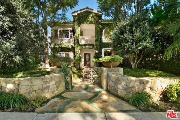 12207 Cantura ST, Studio City, CA 91604