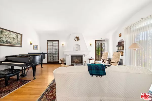 Los Angeles, CA 90025,2030 Pelham AVE