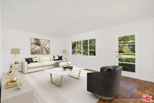 Los Angeles, CA 90016,5432 Village