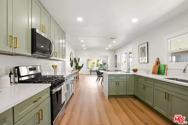 Los Angeles, CA 90037,1020 W 55th ST