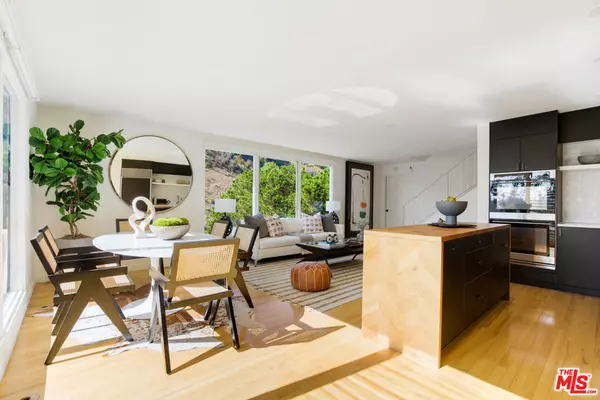 Beverly Hills, CA 90210,1311 Braeridge DR