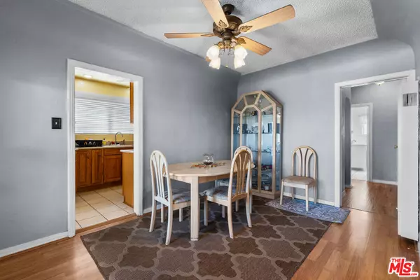 Los Angeles, CA 90044,618 W 111th PL