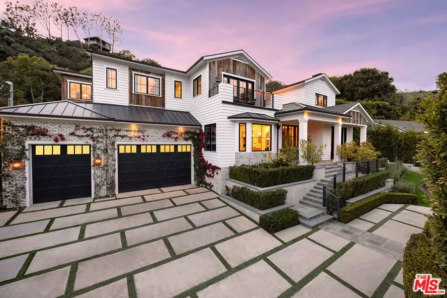 2333 Mandeville Canyon RD, Los Angeles, CA 90049