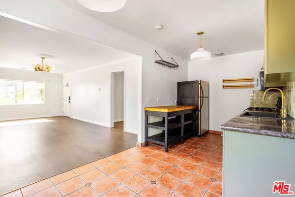 Los Angeles, CA 90032,5129 Chester ST