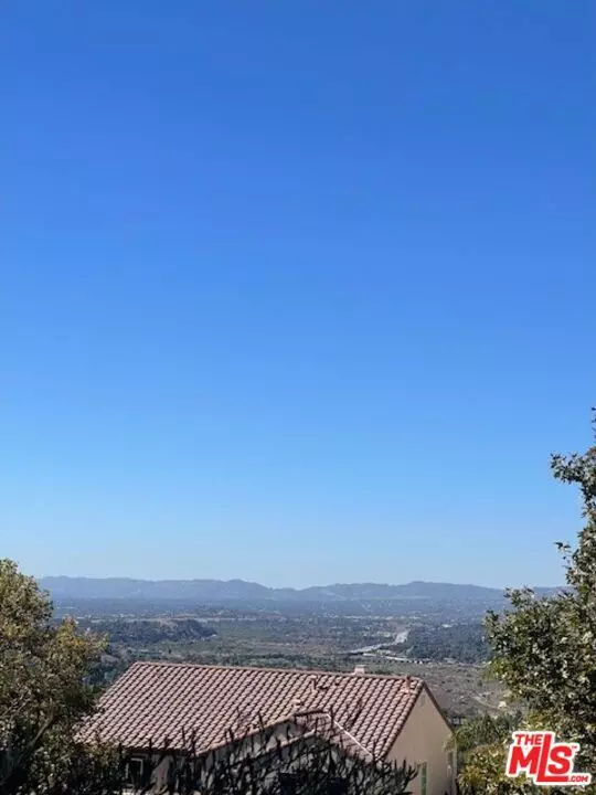 Tujunga, CA 91042,11040 Renaissance DR