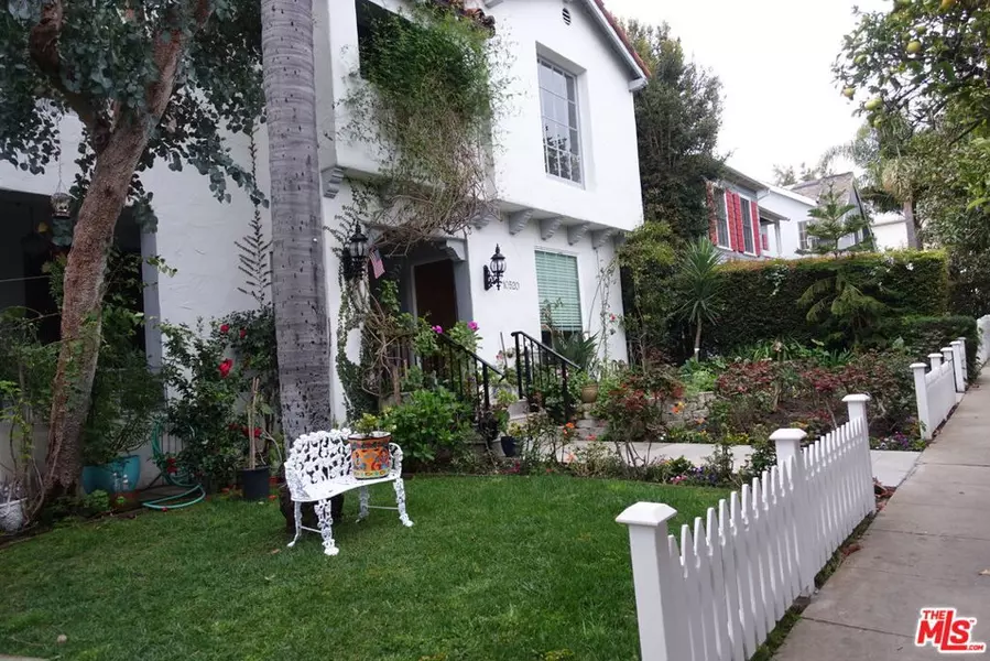 10520 Eastborne AVE, Los Angeles, CA 90024