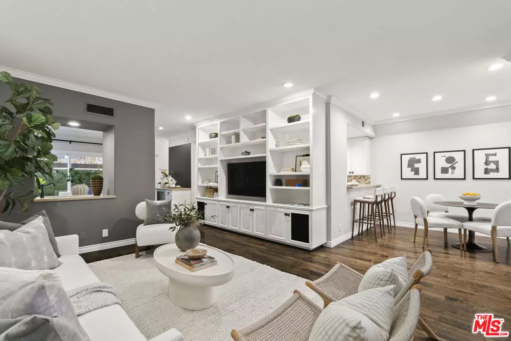 Santa Monica, CA 90403,830 17th ST #2