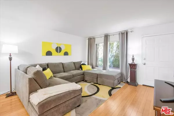 Long Beach, CA 90804,1335 Newport AVE #107