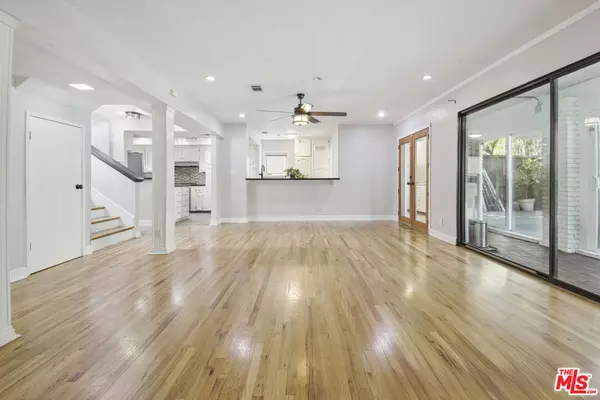 Sherman Oaks, CA 91411,5527 Columbus AVE