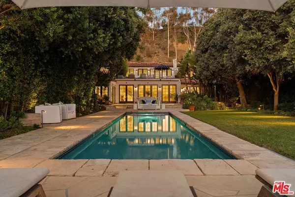 705 Palisades Beach RD, Santa Monica, CA 90402