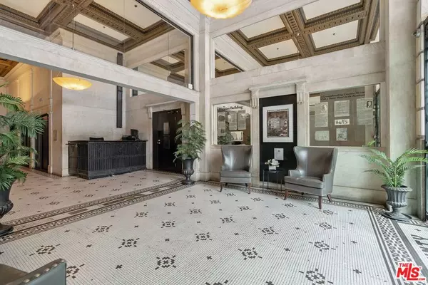 Los Angeles, CA 90013,108 W 2nd ST #PH1007