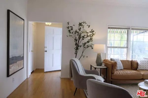 Los Angeles, CA 90026,2969 - 2971 London ST