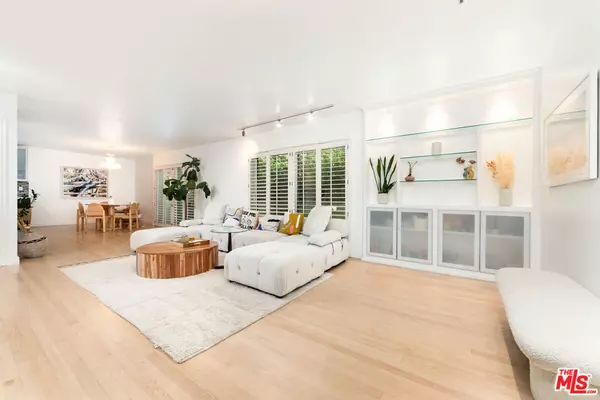 Santa Monica, CA 90403,933 17th ST #14