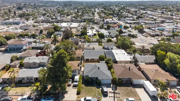 San Diego, CA 92115,7127 Saranac ST