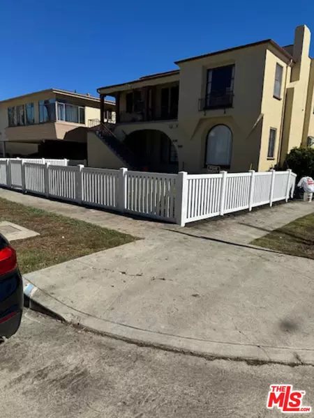 1068 S Wooster ST, Los Angeles, CA 90035