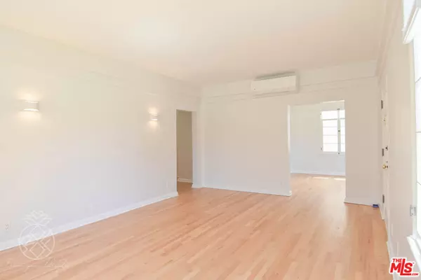 Los Angeles, CA 90035,1069 S Holt AVE