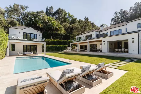 13164 Boca De Canon LN, Los Angeles, CA 90049