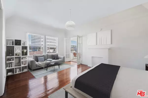 1044 N BONNIE BRAE ST #202, Los Angeles, CA 90026