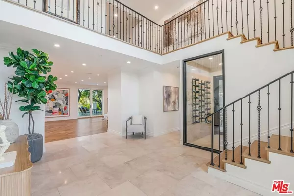 Los Angeles, CA 90077,1900 Bel Air RD