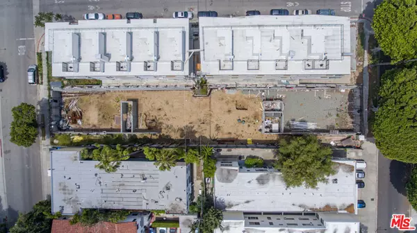 West Hollywood, CA 90046,944 N Ogden DR