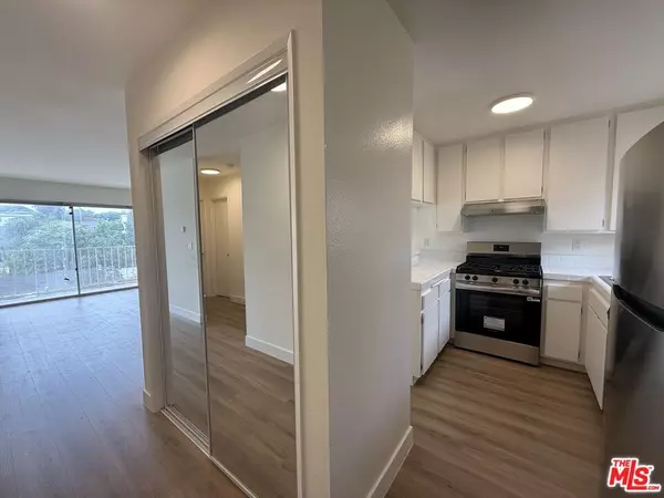 Santa Monica, CA 90405,523 Ashland AVE #6