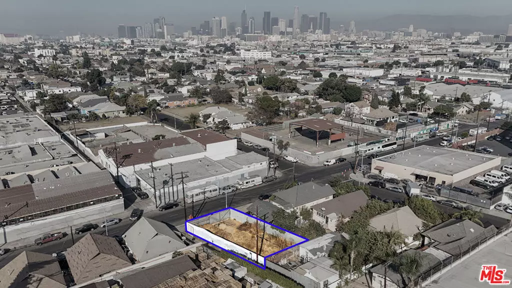 2212 S Compton AVE, Los Angeles, CA 90011