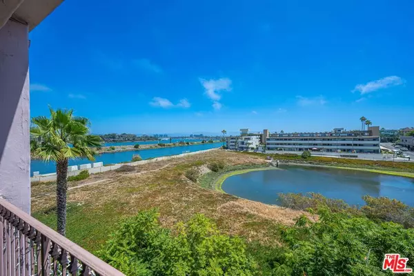 6220 Pacific AVE #303, Playa Del Rey, CA 90293