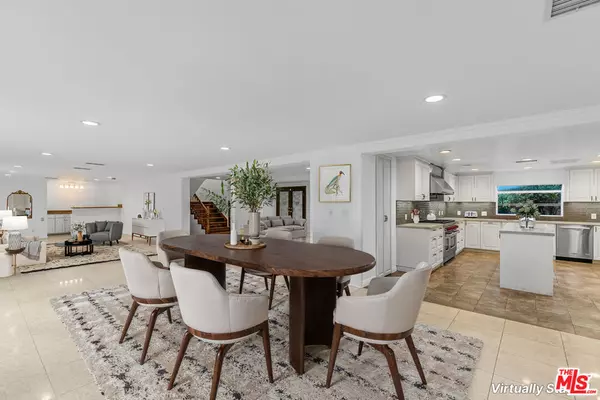 19016 Wells DR, Tarzana, CA 91356